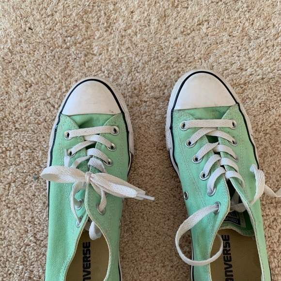 Teal Low Top Converse - Picture 1 of 3